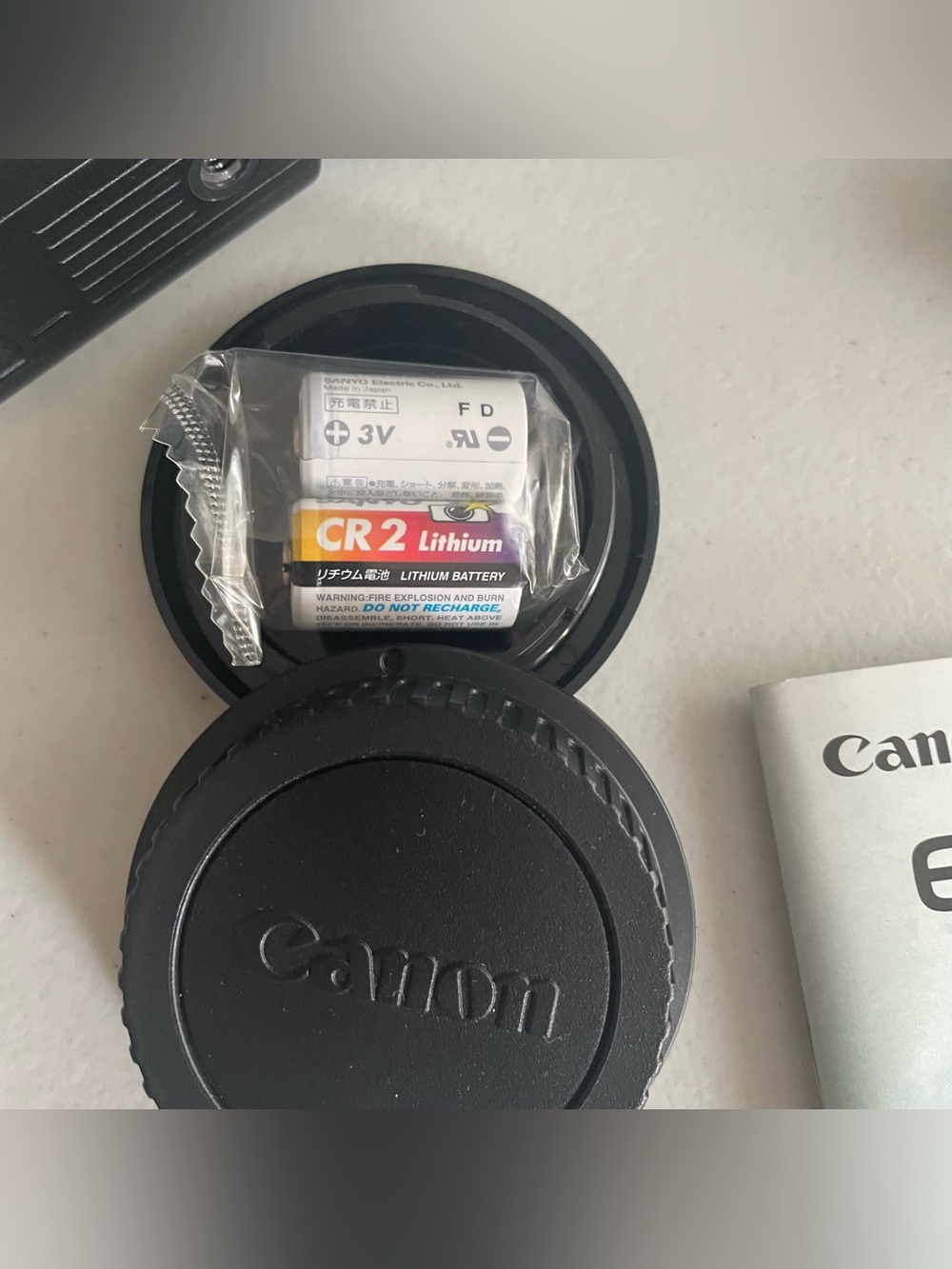 Canon EOS Rebel 2000 35mm SLR Film Camera Bundle -  Vintage Analogue Aesthetic - Picture 3 of 13